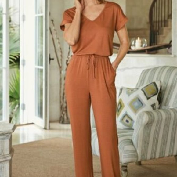 Soft Surroundings Pants - Soft Surroundings Roslyn V-neck Jumpsuit H10045